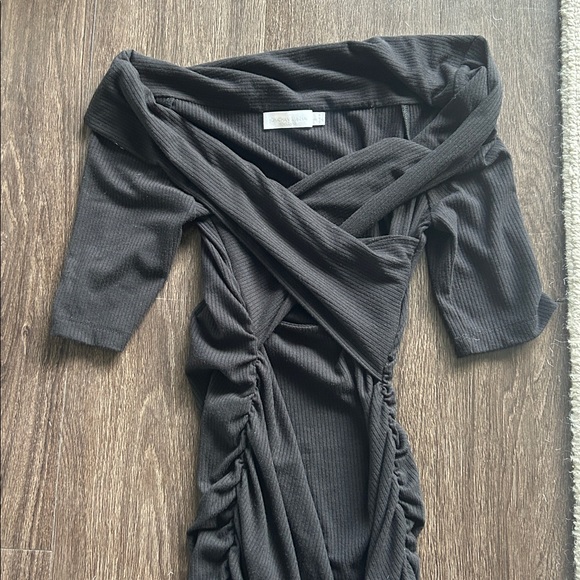 JONATHAN SIMKHAI STANDARD Kimberlyn Off The Shoulder Midi Dress size small - Picture 2 of 4